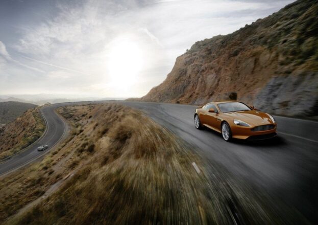 Aston Martin Virage Front Motion