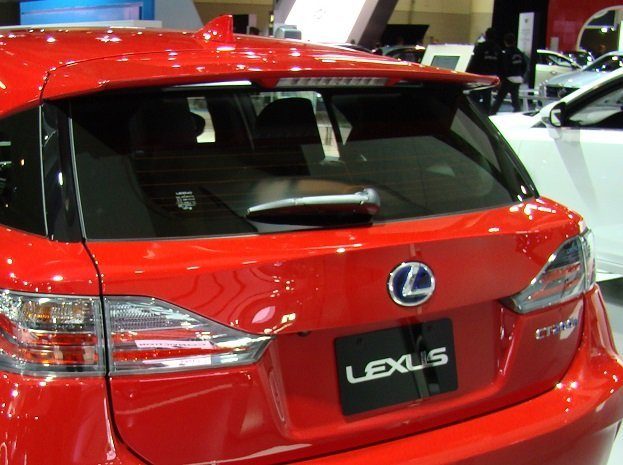 2014 Lexus CT200h Rear Spoiler and Taillights