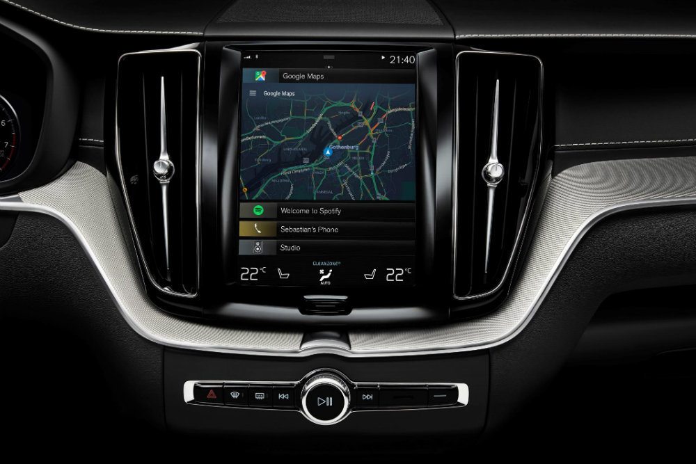 208087 Volvo with Android OS and Google services