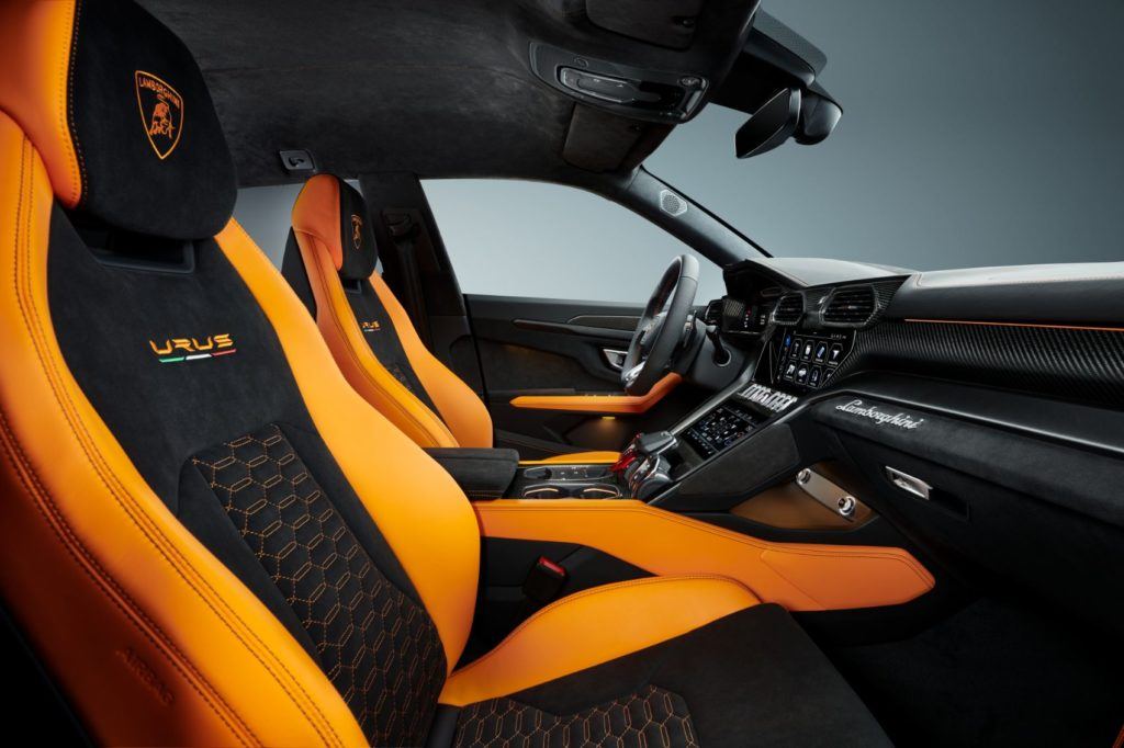 Lamborghini Urus Pearl Capsule interior layout.