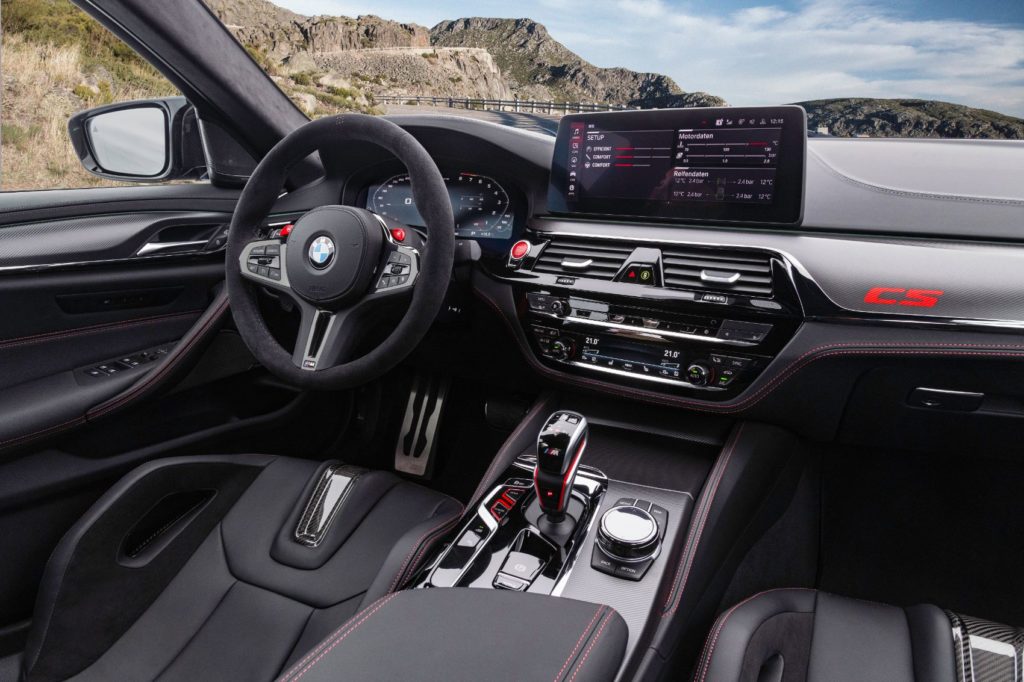 2022 BMW M5 CS Sedan 26