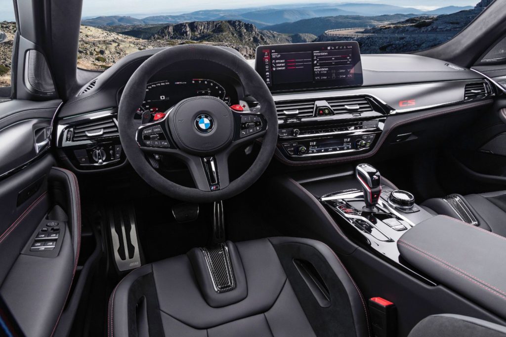 2022 BMW M5 CS Sedan 27